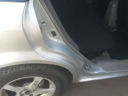Mazda 323 2001 года за 1 750 000 тг. в Алматы – фото 5