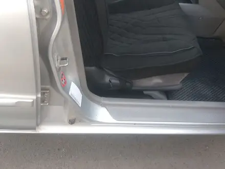 Mazda 323 2001 года за 1 750 000 тг. в Алматы – фото 4