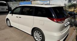 Toyota Estima 2010 года за 7 500 000 тг. в Астана – фото 2