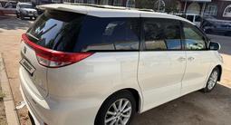 Toyota Estima 2010 года за 7 500 000 тг. в Астана – фото 3