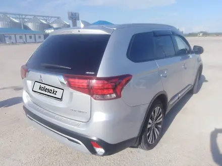 Mitsubishi Outlander 2019 года за 12 300 000 тг. в Петропавловск – фото 7