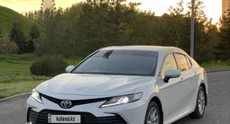 Toyota Camry 2021 года за 14 300 000 тг. в Астана – фото 3