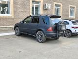 Mercedes-Benz ML 320 2000 годаүшін4 100 000 тг. в Кокшетау – фото 2