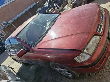 Nissan Primera 1997 года за 1 400 000 тг. в Атырау – фото 3