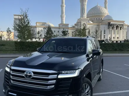 Toyota Land Cruiser 2021 года за 61 000 000 тг. в Астана – фото 2