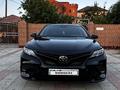 Toyota Camry 2018 годаүшін10 300 000 тг. в Атырау – фото 15