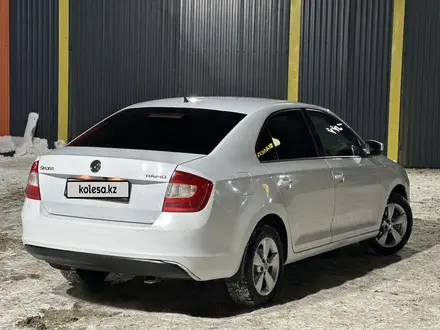 Skoda Rapid 2014 года за 4 200 000 тг. в Уральск – фото 2