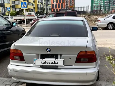 BMW 528 1997 года за 3 800 000 тг. в Алматы – фото 4