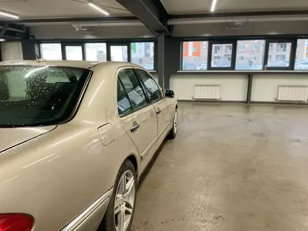 Mercedes-Benz E 280 1997 года за 2 300 000 тг. в Астана – фото 6