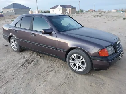 Mercedes-Benz C 180 1995 года за 2 400 000 тг. в Аральск – фото 3