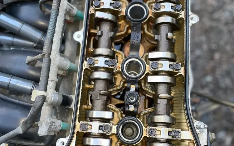 Двигатель toyota camry 2.4л за 101 101 тг. в Алматы