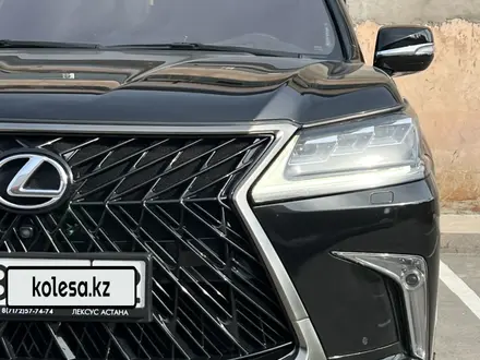 Lexus LX 570 2018 года за 40 000 000 тг. в Алматы – фото 2