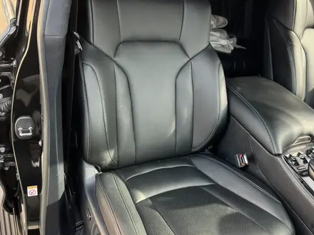 Lexus LX 570 2018 года за 40 000 000 тг. в Алматы – фото 20