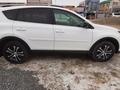 Toyota RAV4 2018 годаүшін12 000 000 тг. в Атырау – фото 2