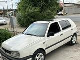 Volkswagen Golf 1994 годаүшін1 950 000 тг. в Тараз