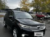 Toyota Highlander 2012 года за 12 500 000 тг. в Усть-Каменогорск – фото 2