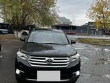 Toyota Highlander 2012 года за 12 500 000 тг. в Усть-Каменогорск