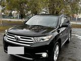 Toyota Highlander 2012 года за 12 500 000 тг. в Усть-Каменогорск – фото 3