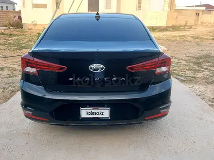 Hyundai Elantra 2019 года за 6 300 000 тг. в Актау – фото 8