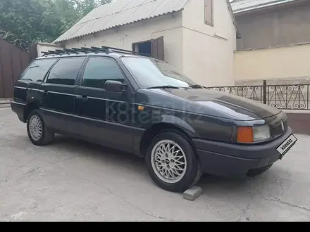 Volkswagen Passat 1993 года за 1 100 000 тг. в Абай (Келесский р-н) – фото 4