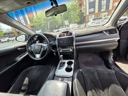 Toyota Camry 2012 года за 7 500 000 тг. в Атырау – фото 12