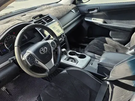 Toyota Camry 2012 года за 7 500 000 тг. в Атырау – фото 9