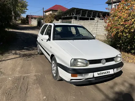 Volkswagen Golf 1993 года за 1 300 000 тг. в Алматы – фото 2