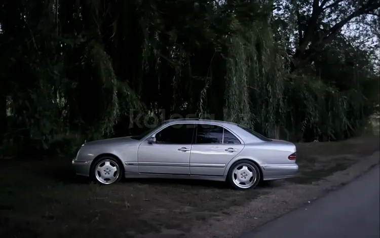 Mercedes-Benz E 320 2000 года за 4 100 000 тг. в Алматы