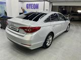 Hyundai Sonata 2015 года за 7 000 000 тг. в Астана – фото 2