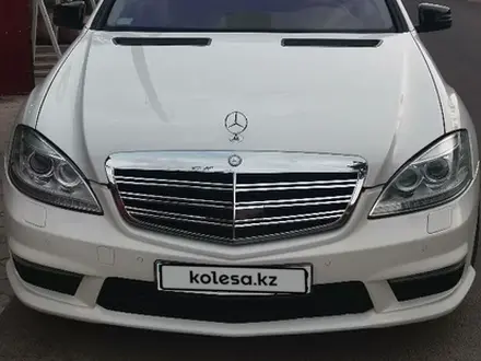 Mercedes-Benz S 550 2008 года за 9 950 000 тг. в Алматы – фото 27