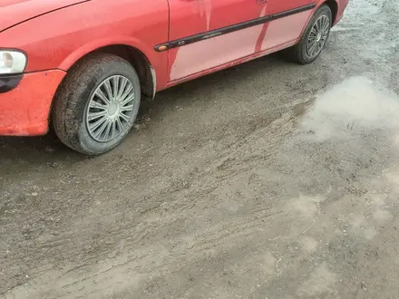 Opel Vectra 1997 года за 1 100 000 тг. в Актобе – фото 2