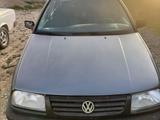 Volkswagen Vento 1993 годаfor1 000 000 тг. в Сарыкемер