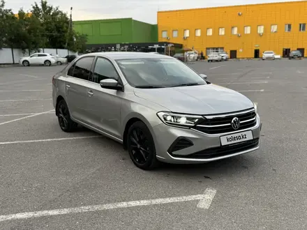Volkswagen Polo 2022 года за 7 800 000 тг. в Шымкент – фото 2