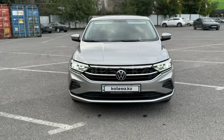 Volkswagen Polo 2022 года за 7 800 000 тг. в Шымкент