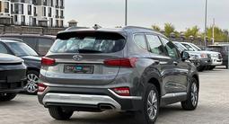 Hyundai Santa Fe 2019 года за 13 490 000 тг. в Алматы – фото 4