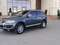 Volkswagen Touareg 2007 года за 7 500 000 тг. в Астана – фото 12