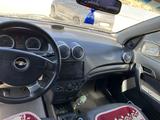 Chevrolet Aveo 2009 года за 1 800 000 тг. в Усть-Каменогорск – фото 3