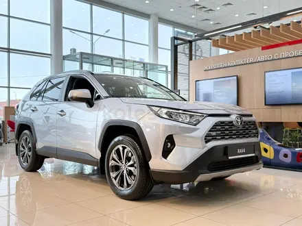 Toyota RAV4 Prestige+ 2025 года за 18 790 000 тг. в Астана