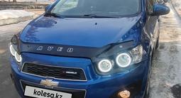 Chevrolet Aveo 2013 года за 3 550 000 тг. в Алматы – фото 2