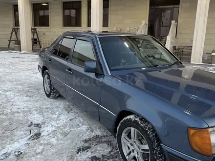 Mercedes-Benz E 300 1992 года за 1 500 000 тг. в Алматы – фото 3