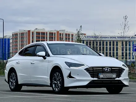 Hyundai Sonata 2019 года за 10 000 000 тг. в Астана – фото 3