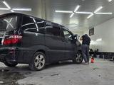 Toyota Alphard 2004 года за 9 000 000 тг. в Шымкент – фото 2