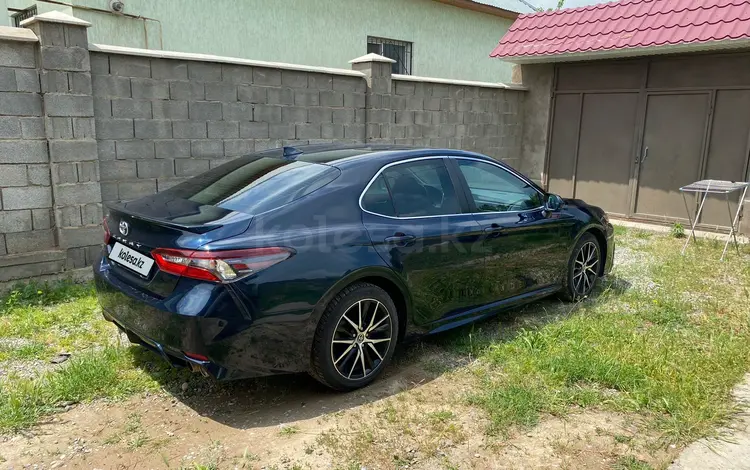 Toyota Camry 2021 годаүшін15 000 000 тг. в Шымкент