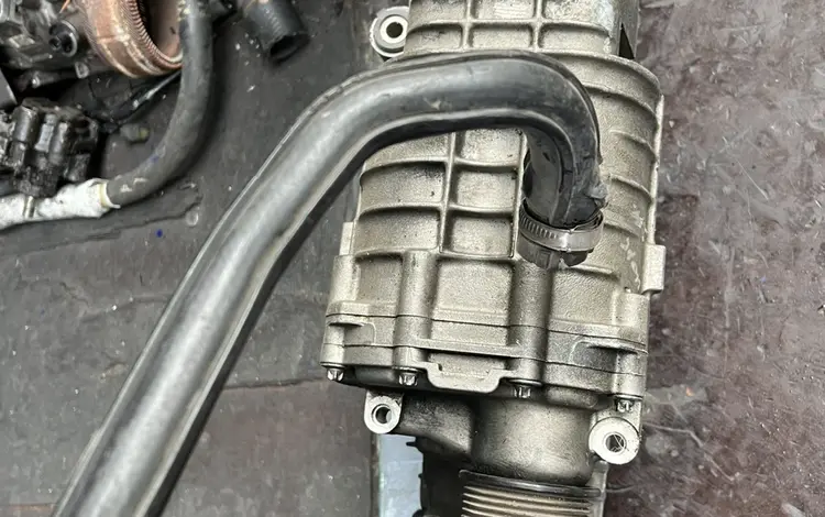 Привозной компрессор MERCEDES BENZ за 2 200 тг. в Алматы