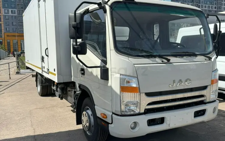 JAC  N90 2025 года за 22 500 000 тг. в Астана