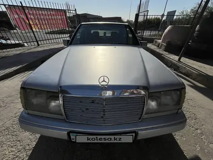 Mercedes-Benz E 230 1988 года за 1 200 000 тг. в Шымкент