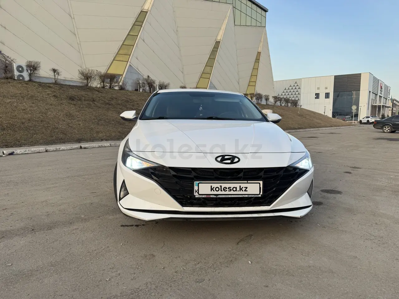 Hyundai Elantra, 2022