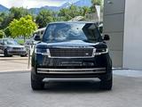 Land Rover Range Rover 2022 годаүшін88 000 000 тг. в Алматы – фото 2