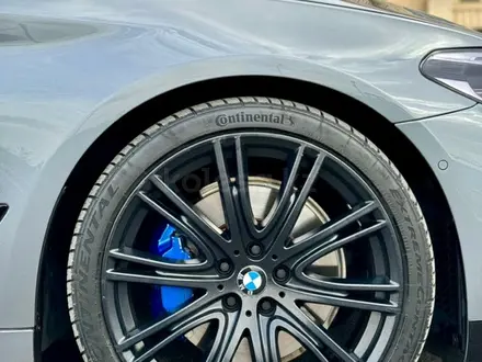 BMW 540 2017 года за 20 000 000 тг. в Алматы – фото 12