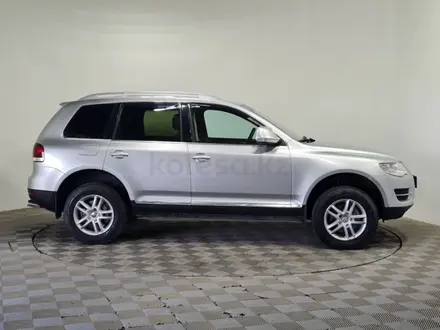 Volkswagen Touareg 2008 года за 6 300 000 тг. в Алматы – фото 4